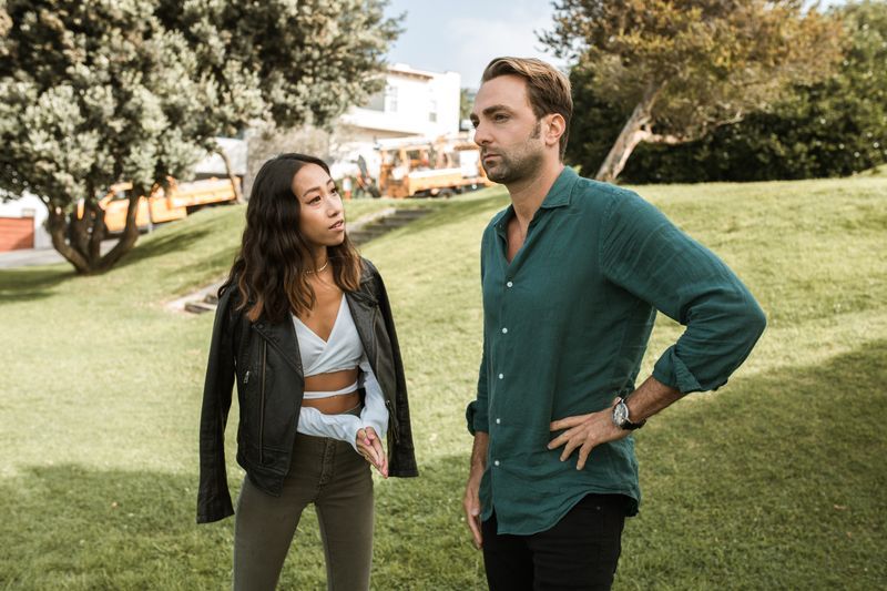 Image of a man and woman talking in a park. Are you curious if couples therapy in San Diego is right for you? As a marriage counselor I can help build a stronger foundation. Reaching out to a San Diego couples therapist can help. Call today to start marriage counseling in California.